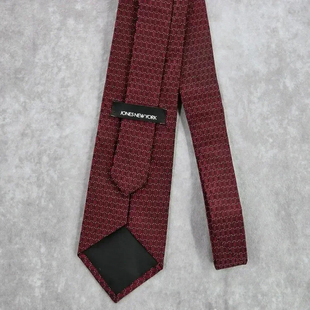Jones‎ New York Red Blue White Geometric Dots 100% Silk Men's Neck Tie NWOT